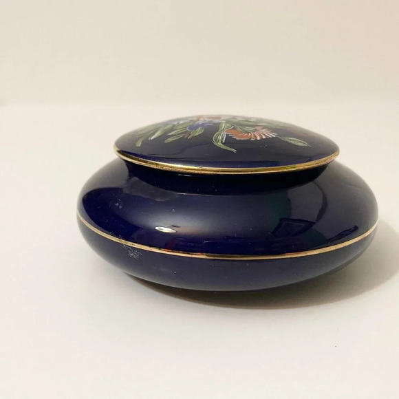 Vintage Creazioni Lidded Trinket Dish Made in Italy Floral  Design - Picture 16 of 16